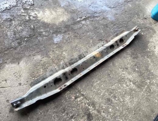 Усилитель бампера переднего Mercedes Atego I 1998-2012  Mercedes Atego Atego I 1998-2012