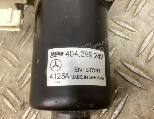 Моторчик передних стеклоочистителей (дворников) Mercedes Axor 2001-н.в.  Mercedes Axor Axor 2001-н.в.