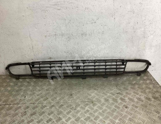 Заглушка (решетка) в бампер Opel Zafira A 1999-2003  Opel Zafira Zafira A 1999-2003