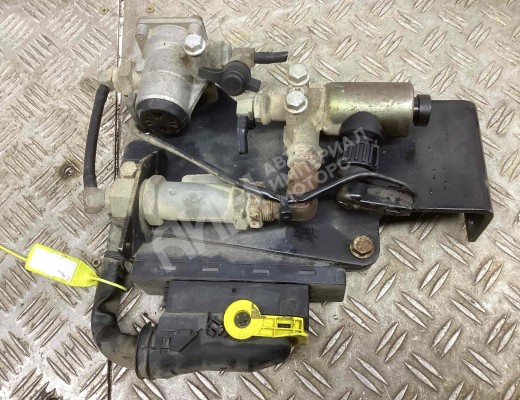 Блок управления AdBlue Mercedes Vario (W670) 1996-2013  Mercedes Vario Vario (W670) 1996-2013