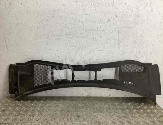 Дождевик Volkswagen Passat B5+ (3B) 2000-2005 рестайлинг  Volkswagen Passat Passat B5+ (3B) 2000-2005 рестайлинг