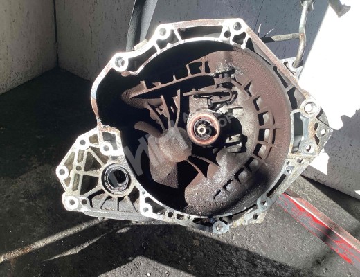 КПП механическая (МКПП) 5-ступенчатая Opel Zafira A 1999-2003  Opel Zafira Zafira A 1999-2003