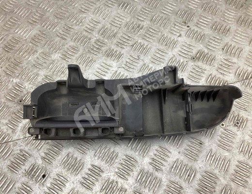 Ручка внутренняя передняя левая Volkswagen Passat B6 (3C) 2005-2010  Volkswagen Passat Passat B6 (3C) 2005-2010