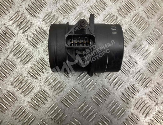 Расходомер воздуха Volkswagen Touareg I (7L) 2002-2006  Volkswagen Touareg Touareg I (7L) 2002-2006