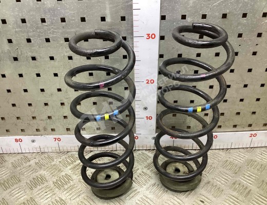 Пружина задняя Peugeot 307 (3A/3H) 2001-2005  Peugeot 307 307 (3A/3H) 2001-2005