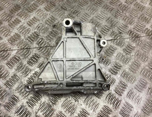 Кронштейн генератора Volkswagen Touareg I (7L) 2002-2006  Volkswagen Touareg Touareg I (7L) 2002-2006