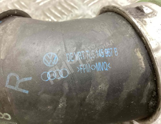 Патрубок интеркулера Volkswagen Touareg I (7L) 2002-2006  Volkswagen Touareg Touareg I (7L) 2002-2006