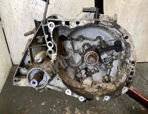 КПП механическая (МКПП) 5-ступенчатая Renault Laguna II (X74) 2001-2005  Renault Laguna Laguna II (X74) 2001-2005