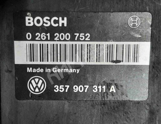 Блок управления двигателем Volkswagen Passat B3 1988-1993  Volkswagen Passat Passat B3 1988-1993