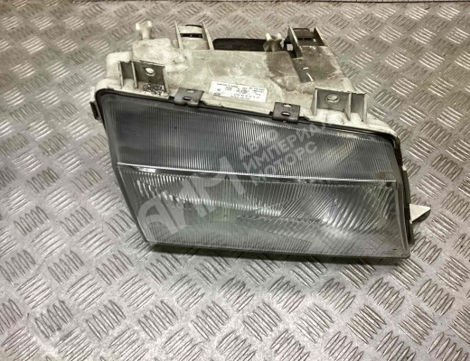 Фара правая Mercedes Vario (W670) 1996-2013  Mercedes Vario Vario (W670) 1996-2013