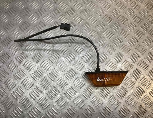 Повторитель передний правый Mercedes Vario (W670) 1996-2013  Mercedes Vario Vario (W670) 1996-2013