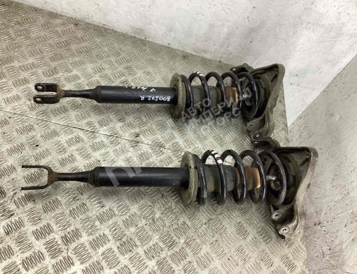 Стойка передняя левая Audi A4 B6 (8EC, 8E5) 2000-2004  Audi A4 A4 B6 (8EC, 8E5) 2000-2004