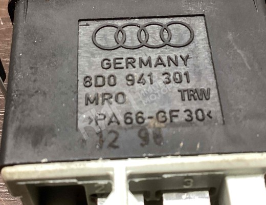 Кнопка корректора фар Audi A4 B5 (8D) 1994-1999  Audi A4 A4 B5 (8D) 1994-1999