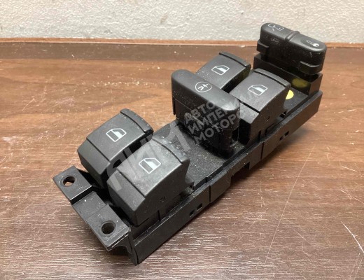 Блок управления стеклоподъемниками Volkswagen Passat B5+ (3B) 2000-2005 рестайлинг  Volkswagen Passat Passat B5+ (3B) 2000-2005 рестайлинг