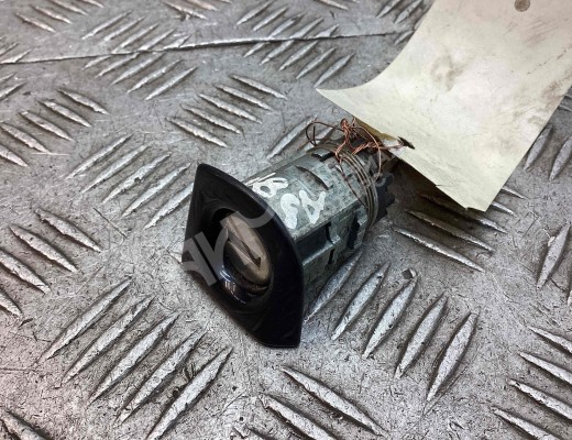 Личинка дверного замка Audi A4 B6 (8EC, 8E5) 2000-2004  Audi A4 A4 B6 (8EC, 8E5) 2000-2004