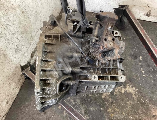 КПП механическая (МКПП) 5-ступенчатая Ford Focus I 1998-2001  Ford Focus Focus I 1998-2001