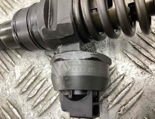 Форсунка Volkswagen Touareg I (7L) 2002-2006  Volkswagen Touareg Touareg I (7L) 2002-2006