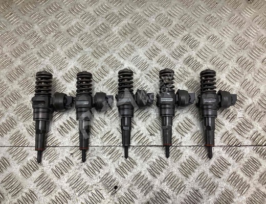 Форсунка Volkswagen Touareg I (7L) 2002-2006  Volkswagen Touareg Touareg I (7L) 2002-2006