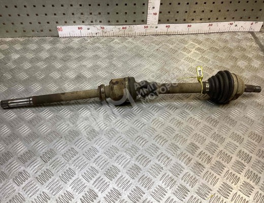 Полуось передняя правая (приводной вал, ШРУС) Peugeot Partner I 1996-2008  Peugeot Partner Partner I 1996-2008