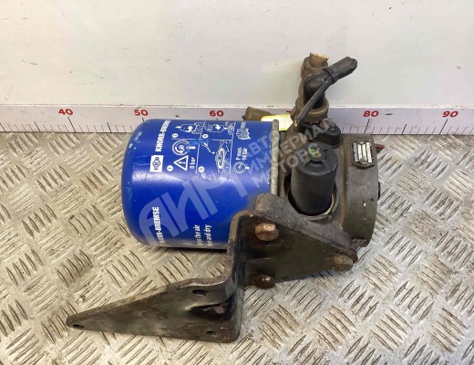 Кран масловлагоотделителя (разгрузка) Mercedes Vario (W670) 1996-2013  Mercedes Vario Vario (W670) 1996-2013