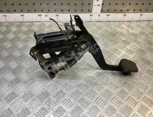 Педаль тормоза Mercedes Sprinter II (W906) 2013-2018 рестайлинг  Mercedes Sprinter Sprinter II (W906) 2013-2018 рестайлинг