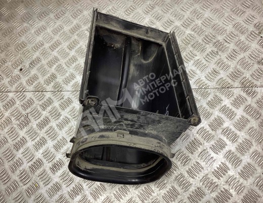 Воздухозаборник Iveco Daily IV 2006-2011  Iveco Daily Daily IV 2006-2011