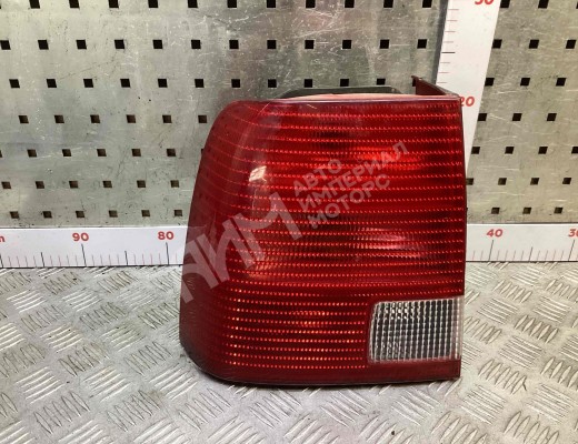Фонарь задний левый Volkswagen Passat B5 (3B) 1996-2000  Volkswagen Passat Passat B5 (3B) 1996-2000