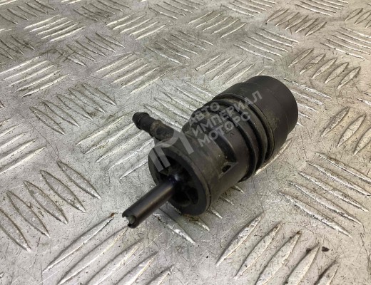 Насос (моторчик) омывателя стекла Mercedes Vario (W670) 1996-2013  Mercedes Vario Vario (W670) 1996-2013