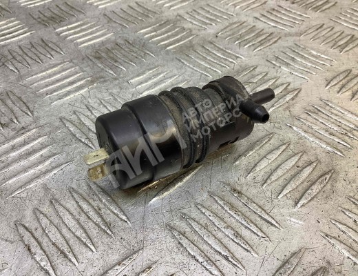 Насос (моторчик) омывателя стекла Mercedes Vario (W670) 1996-2013  Mercedes Vario Vario (W670) 1996-2013