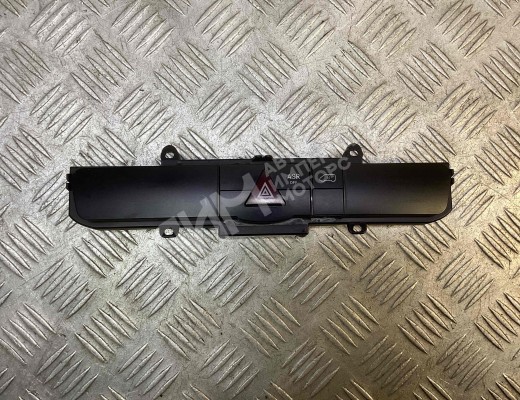 Кнопка аварийной сигнализации Mercedes Sprinter II (W906) 2013-2018 рестайлинг  Mercedes Sprinter Sprinter II (W906) 2013-2018 рестайлинг