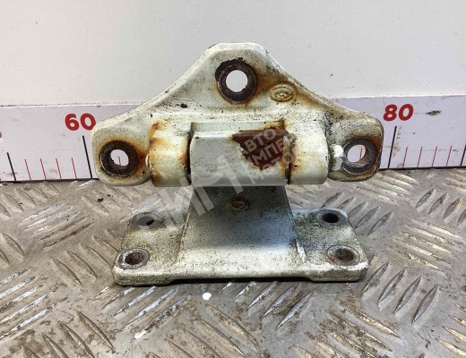 Петля двери передней левой Renault Premium I 1996-2006  Renault Premium Premium I 1996-2006