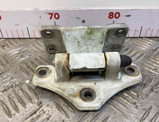Петля двери передней левой Renault Premium I 1996-2006  Renault Premium Premium I 1996-2006