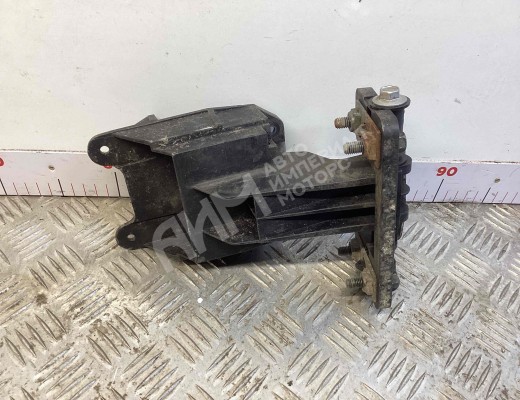 Крепление фары правой Volvo FM II 2001-2013  Volvo FM FM II 2001-2013