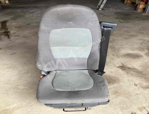 Сиденье переднее левое Renault Midlum I 2000-2006  Renault Midlum Midlum I 2000-2006
