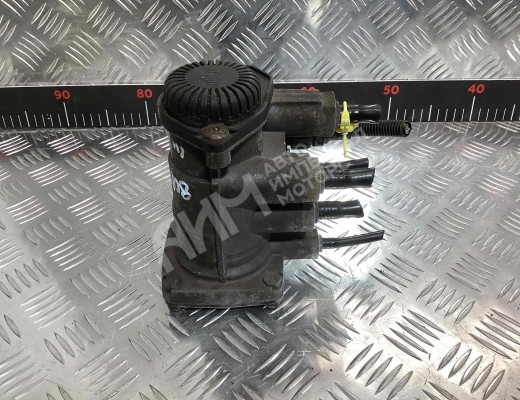 Кран тормозной прицепа Volvo FM II 2001-2013  Volvo FM FM II 2001-2013