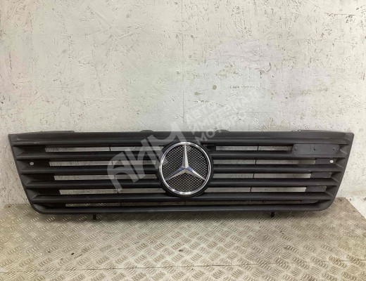 Решетка радиатора Mercedes Vario (W670) 1996-2013  Mercedes Vario Vario (W670) 1996-2013