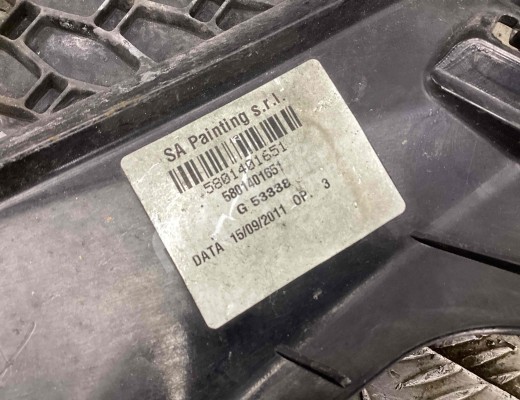 Решетка радиатора Iveco Daily IV 2006-2011  Iveco Daily Daily IV 2006-2011