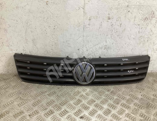Решетка радиатора Volkswagen Passat B5 (3B) 1996-2000  Volkswagen Passat Passat B5 (3B) 1996-2000