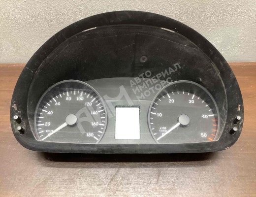 Щиток приборов (приборная панель) Mercedes Sprinter II (W906) 2013-2018 рестайлинг  Mercedes Sprinter Sprinter II (W906) 2013-2018 рестайлинг