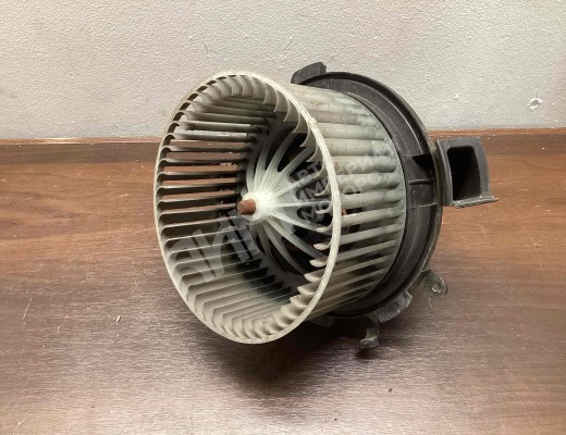 Моторчик печки Mercedes Sprinter II (W906) 2013-2018 рестайлинг  Mercedes Sprinter Sprinter II (W906) 2013-2018 рестайлинг