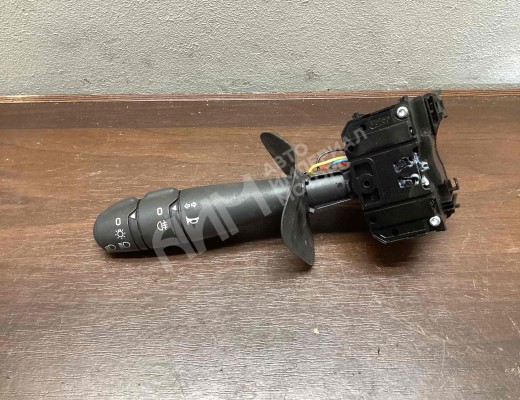 Переключатель поворотов Dacia Logan I (LS) 2004-2012  Dacia Logan Logan I (LS) 2004-2012