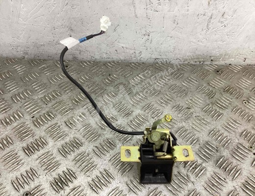 Замок стекла двери багажника Ford Maverick II 2000-2007  Ford Maverick Maverick II 2000-2007