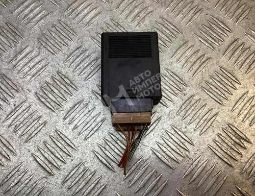 Реле поворотов Mercedes Vario (W670) 1996-2013  Mercedes Vario Vario (W670) 1996-2013