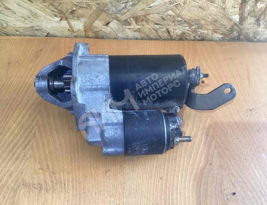 Стартер Volkswagen Passat B5+ (3B) 2000-2005 рестайлинг  Volkswagen Passat Passat B5+ (3B) 2000-2005 рестайлинг