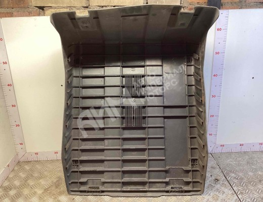 Крышка аккумулятора Iveco Eurocargo II 2003-2008  Iveco Eurocargo Eurocargo II 2003-2008