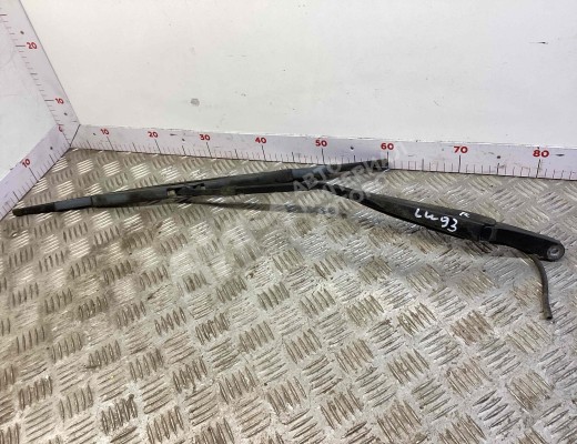 Щеткодержатель (поводок стеклоочистителя, дворник) Volvo FLC I (1996-2000)  Volvo FLC FLC I (1996-2000)