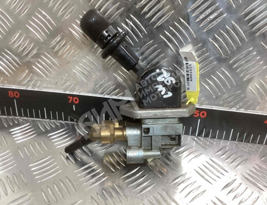 Кран ручного тормоза Renault Midlum I 2000-2006  Renault Midlum Midlum I 2000-2006