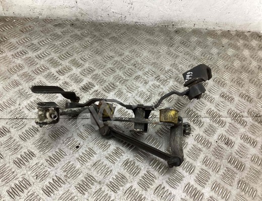 Механизм переключения передач Opel Vectra B 1995-1999  Opel Vectra Vectra B 1995-1999
