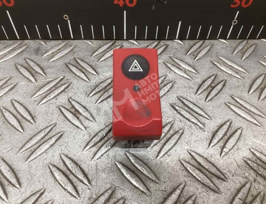 Кнопка аварийной сигнализации Renault Midlum I 2000-2006  Renault Midlum Midlum I 2000-2006