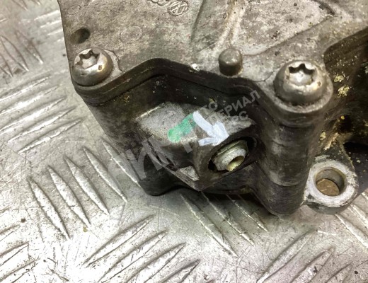 Насос вакуумный Volkswagen Golf V (1K) 2004-2009  Volkswagen Golf Golf V (1K) 2004-2009
